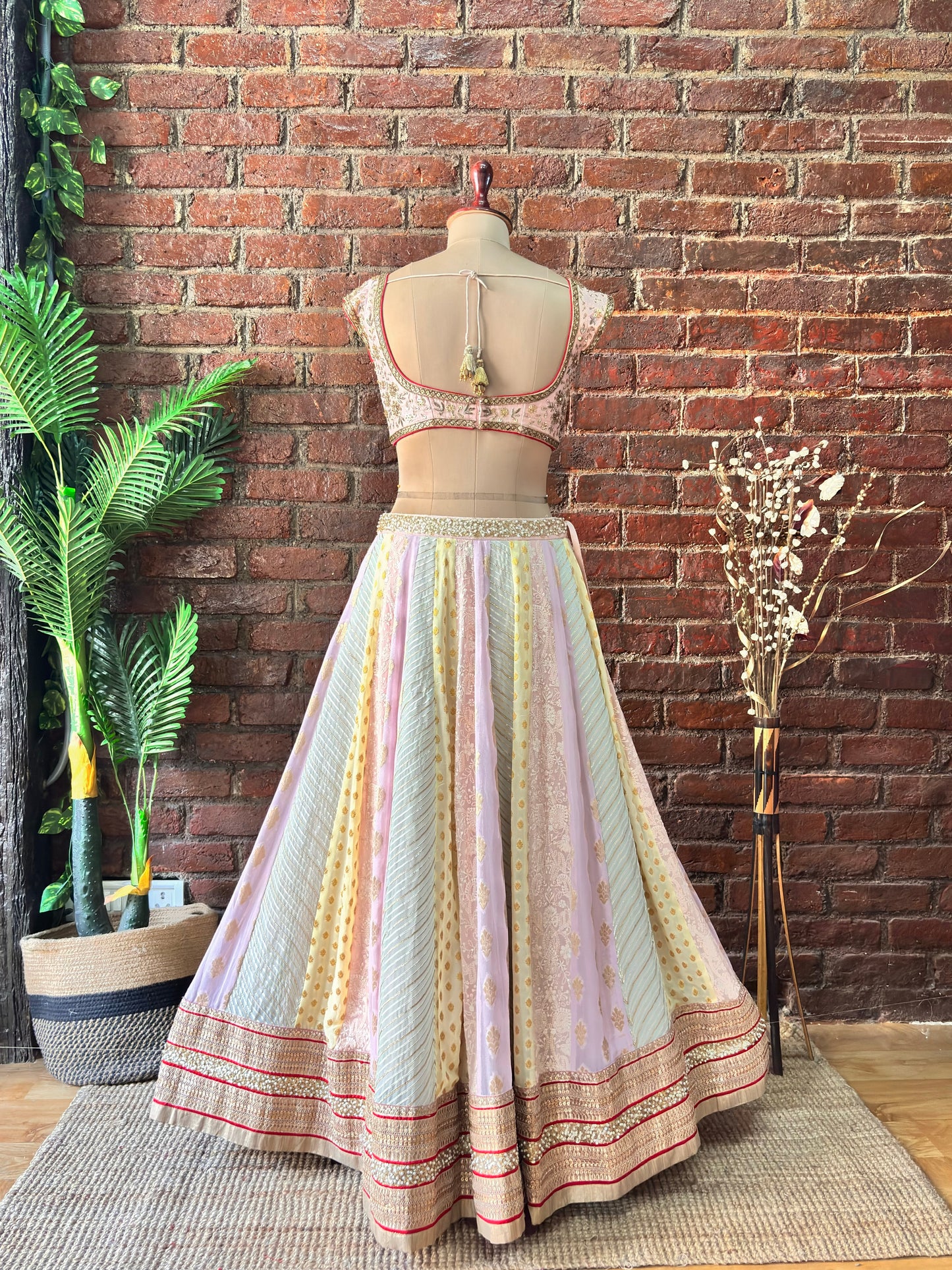 Multipanel Sharmily lehenga set