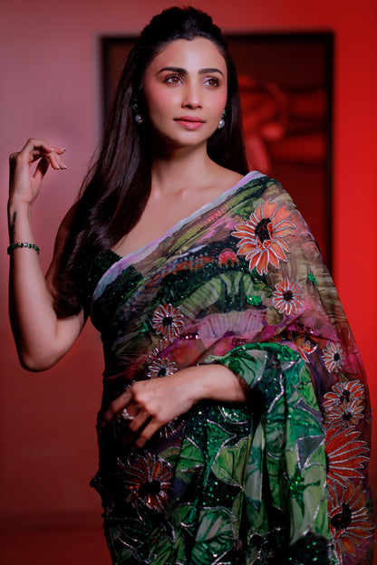 Daisy shah In MKB21
