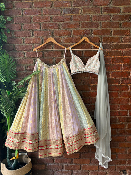 Multipanel and multicolour lehenga set